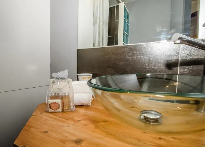 Bel 3 Etoiles Avec Balcon Au Coeur De - Fr-1-343-165 Apartmán